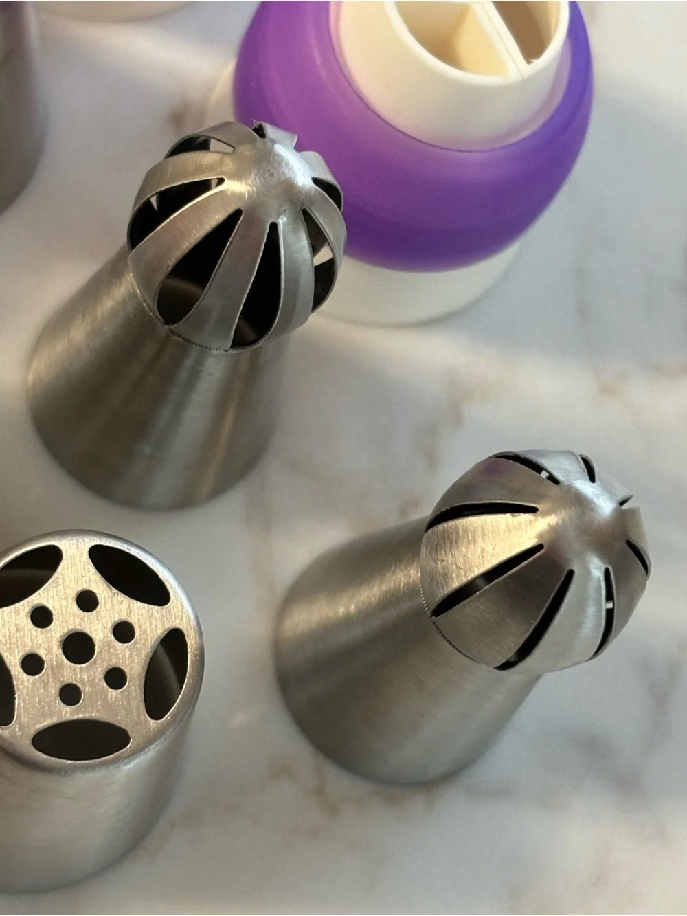Russian Piping Tip Set with Couplers - Stainless Steel Nozzles (Silver)